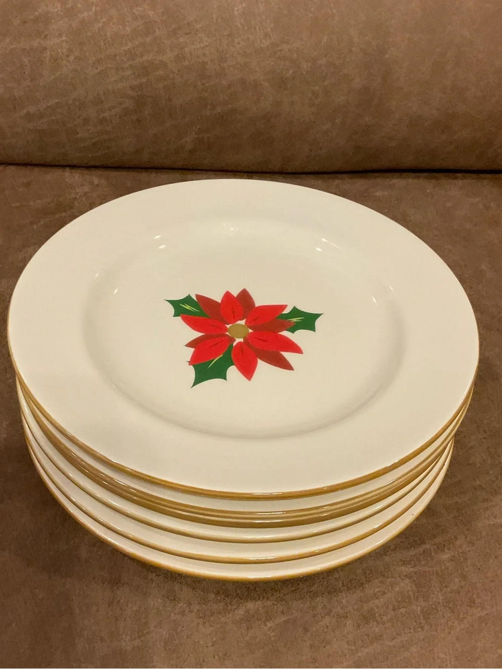 Pier One Oh Tannenbaum Plate Set